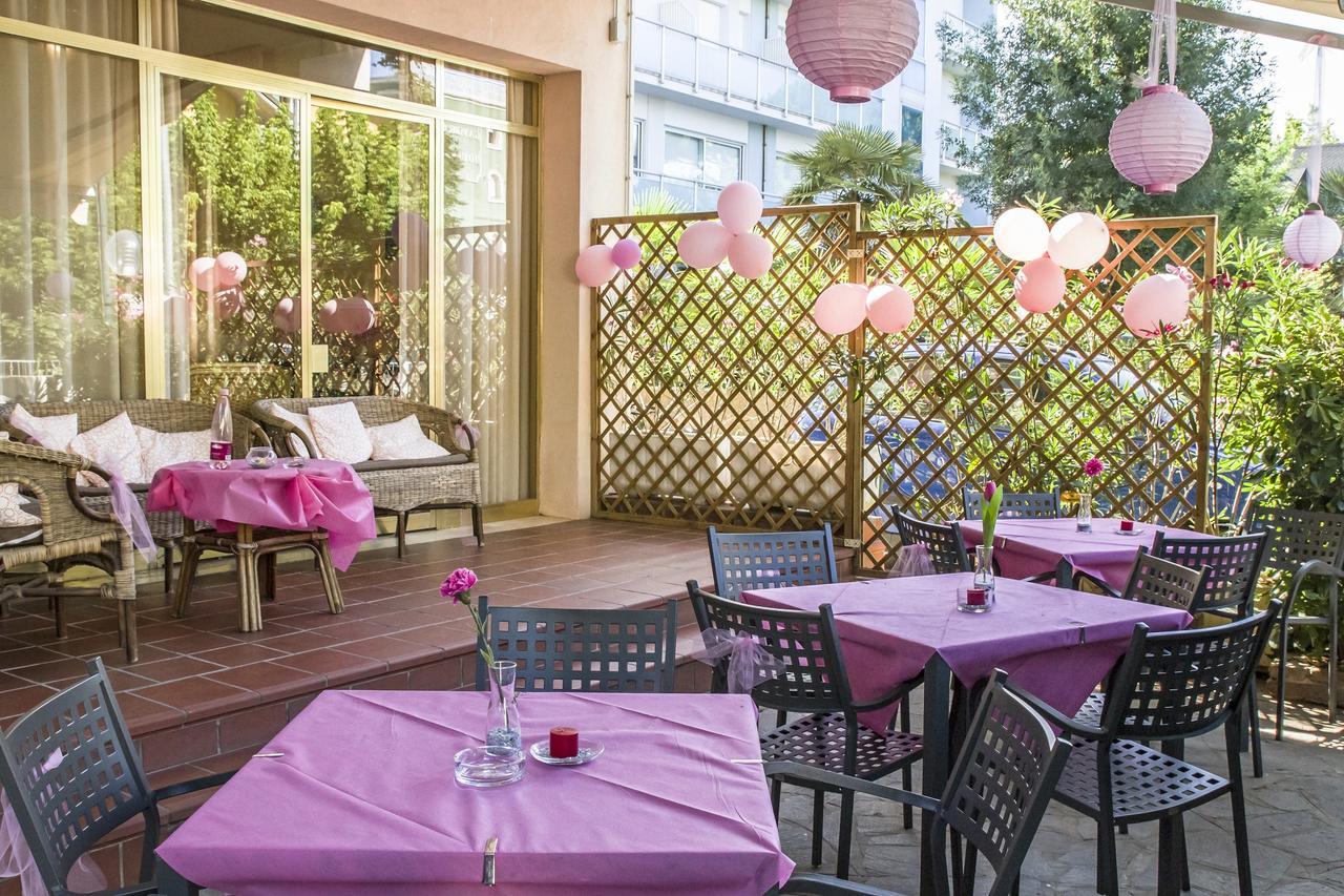 Hotel Ninfea Червия Екстериор снимка